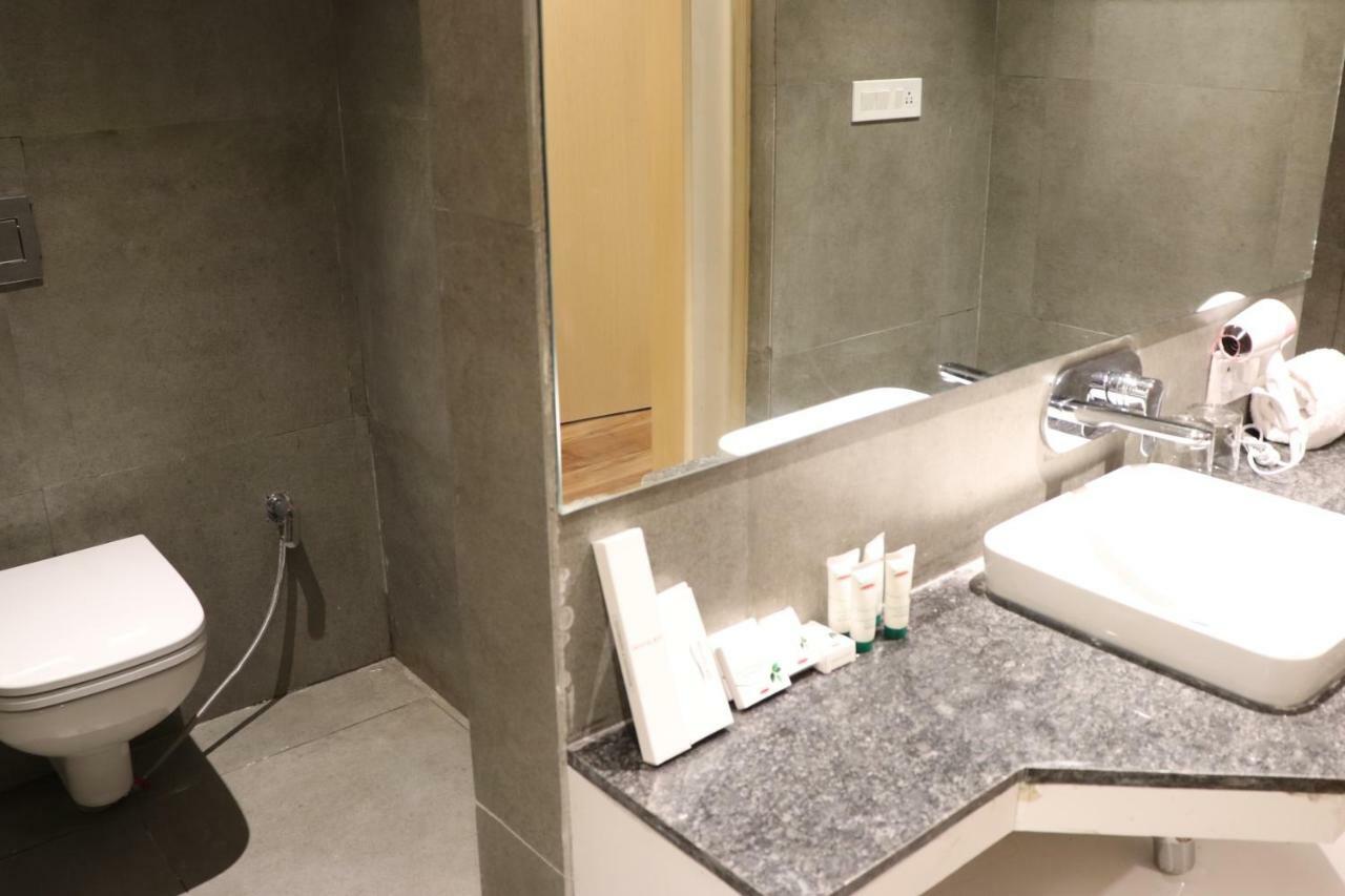 Hotel Le Amor Кота Екстер'єр фото