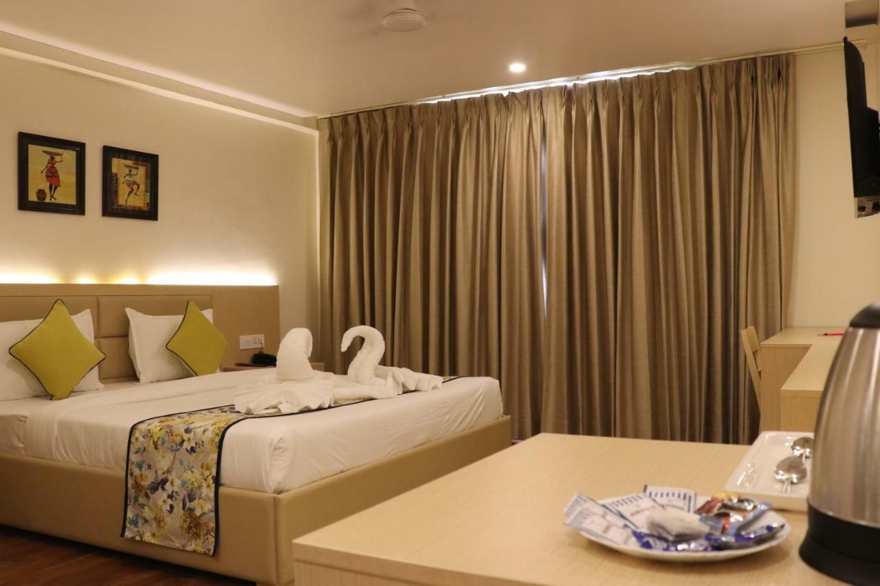Hotel Le Amor Кота Екстер'єр фото