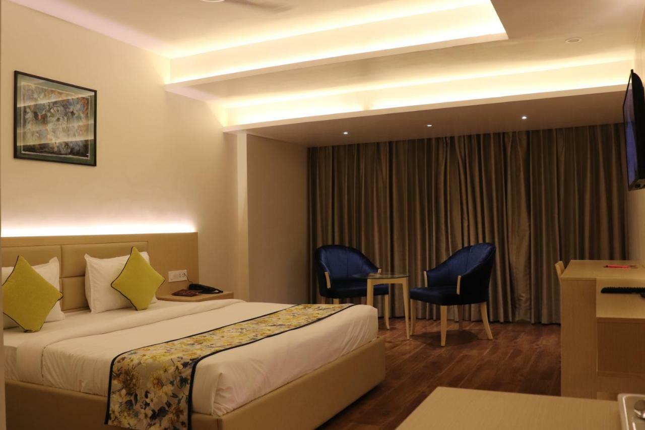 Hotel Le Amor Кота Екстер'єр фото