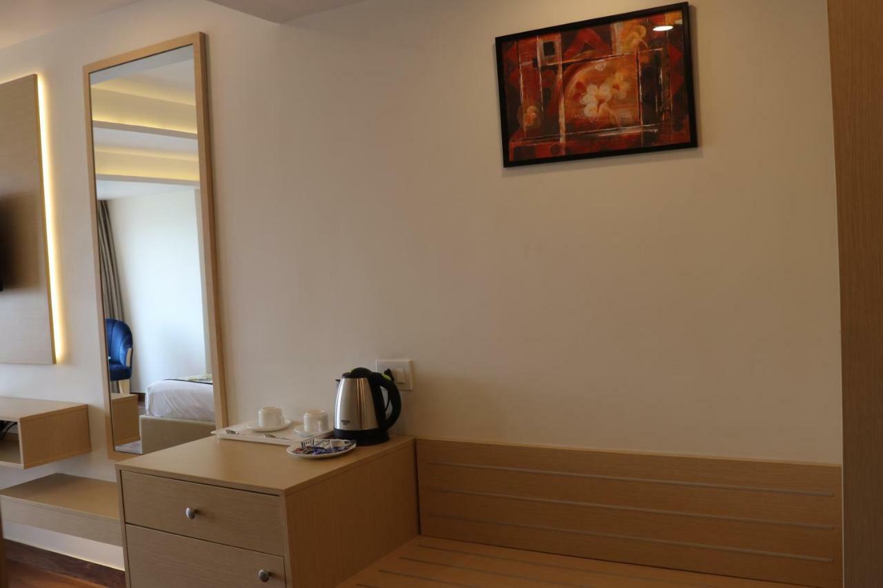 Hotel Le Amor Кота Екстер'єр фото