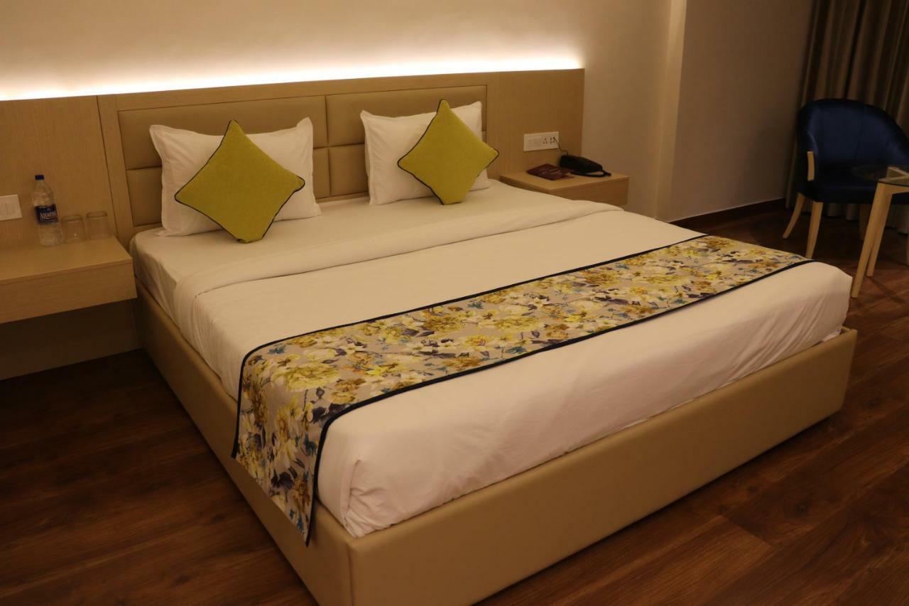 Hotel Le Amor Кота Екстер'єр фото