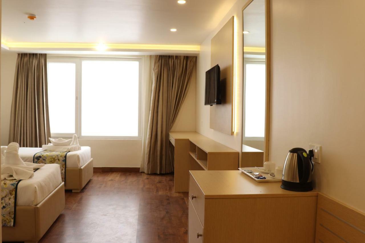 Hotel Le Amor Кота Екстер'єр фото
